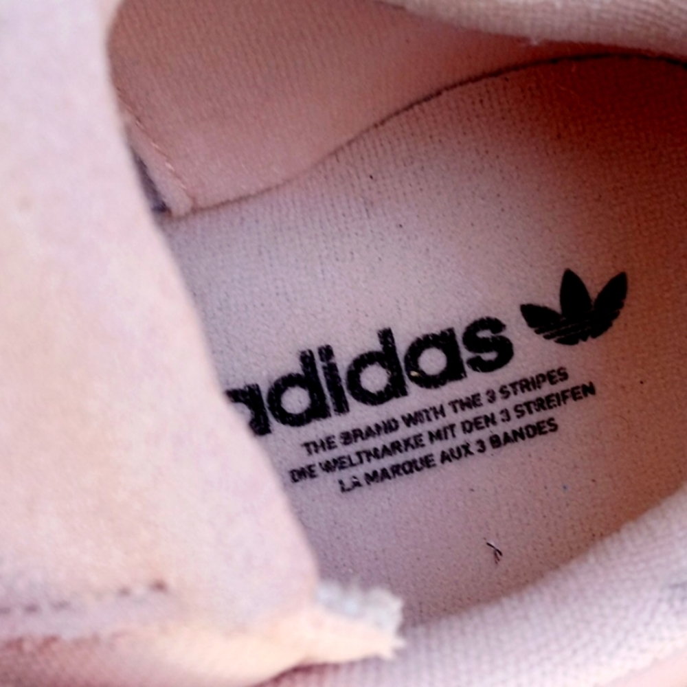 Adidas - Picture 5 of 8